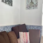 Native Surfhouse Praia da Lourinha