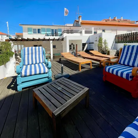 Hostel Native Surfhouse Praia da Lourinha