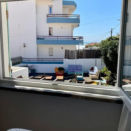 Native Surfhouse Hostal *