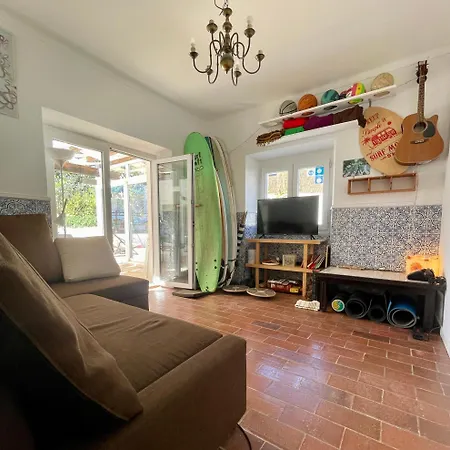 Native Surfhouse Hostel Praia da Lourinhã