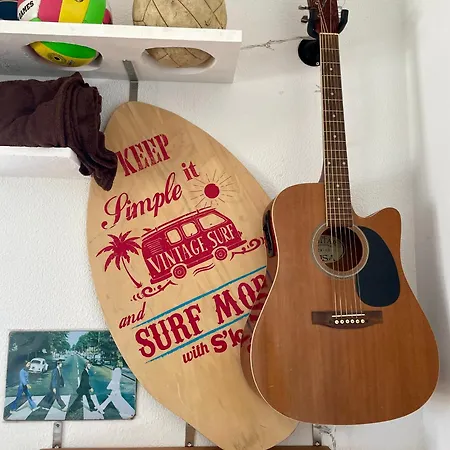 Hostal Native Surfhouse Praia da Lourinhã