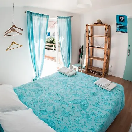 Hostal Native Surfhouse