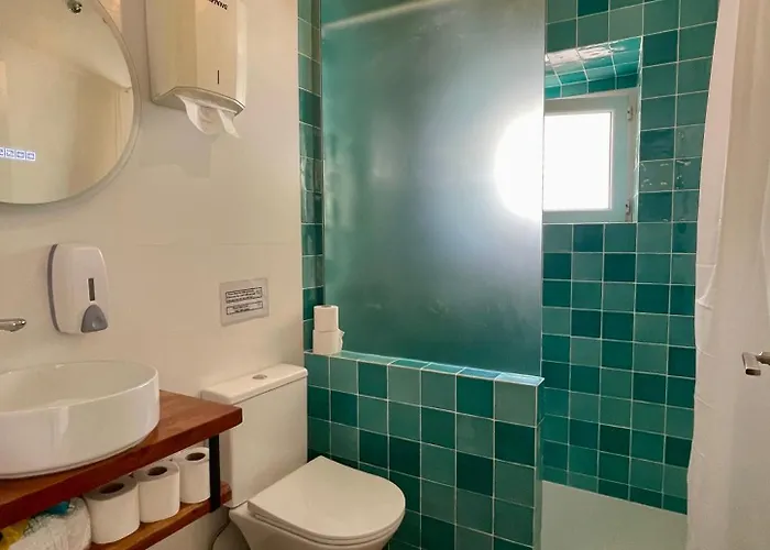 Native Surfhouse Hostel