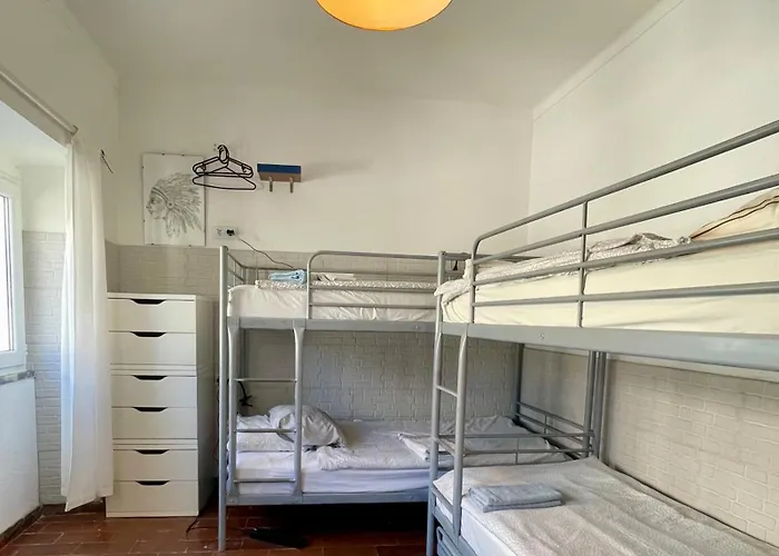 Native Surfhouse * Praia da Lourinhã